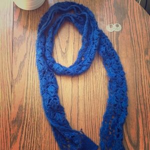 Perfect scarf for any blue eyed beauties!!